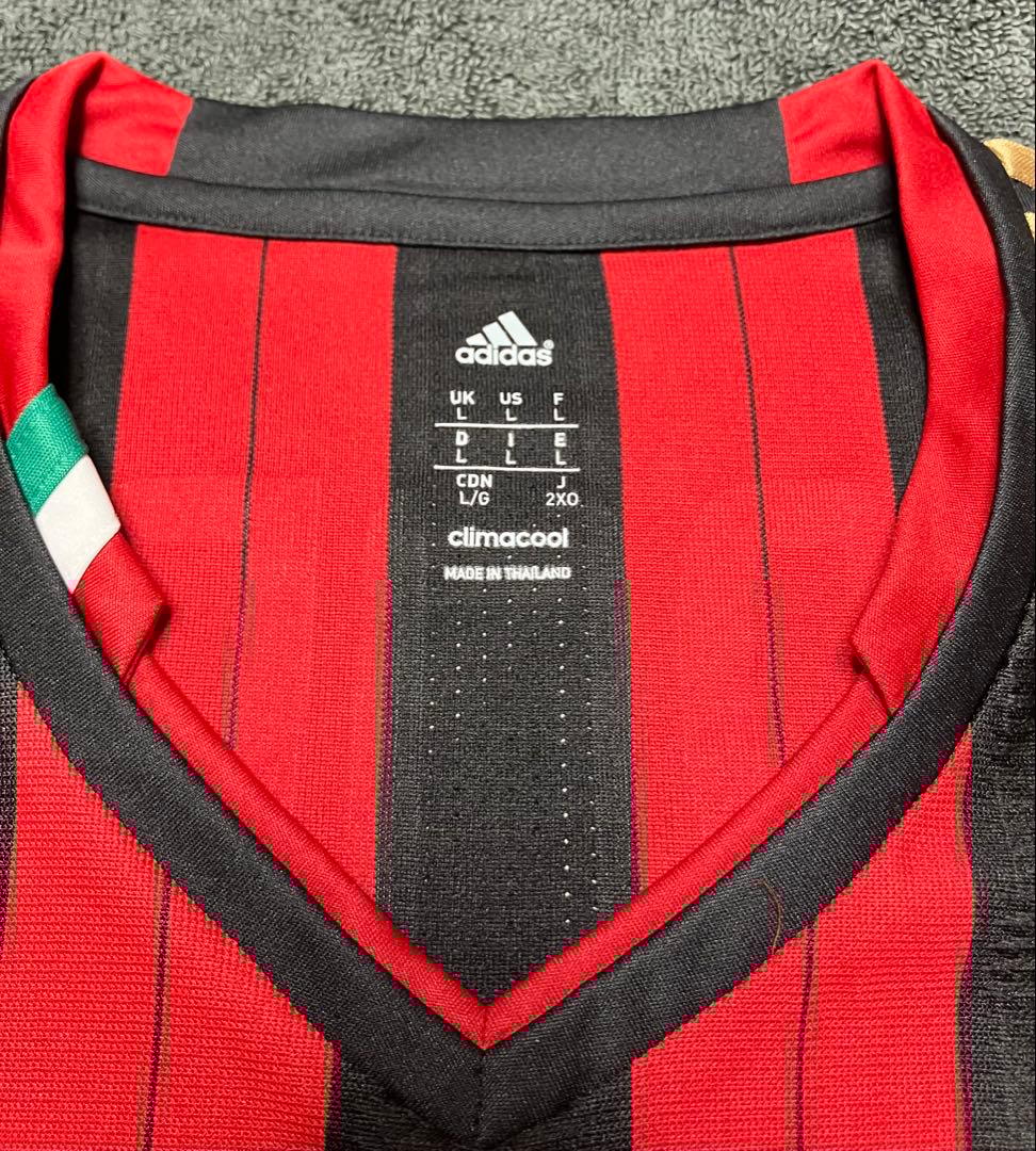 新品 激レア ACミラン10番 本田圭佑選手直筆サイン入りユニフォーム