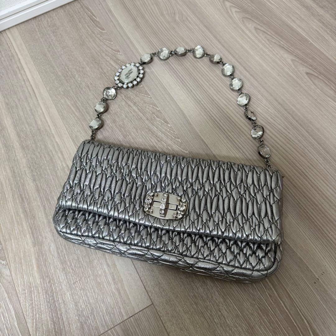 MIU MIU ミュウミュウ チェーンハンドバッグ