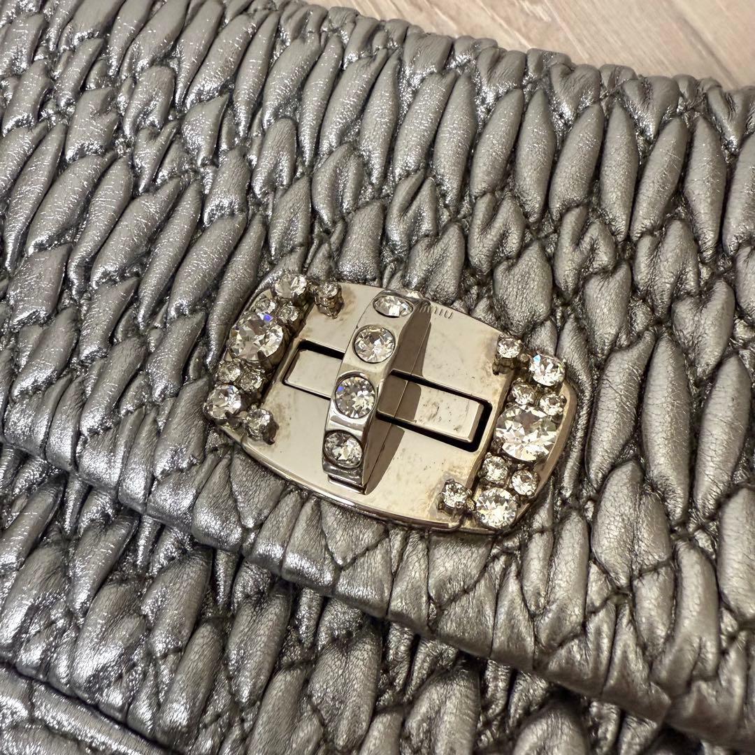 MIU MIU ミュウミュウ チェーンハンドバッグ