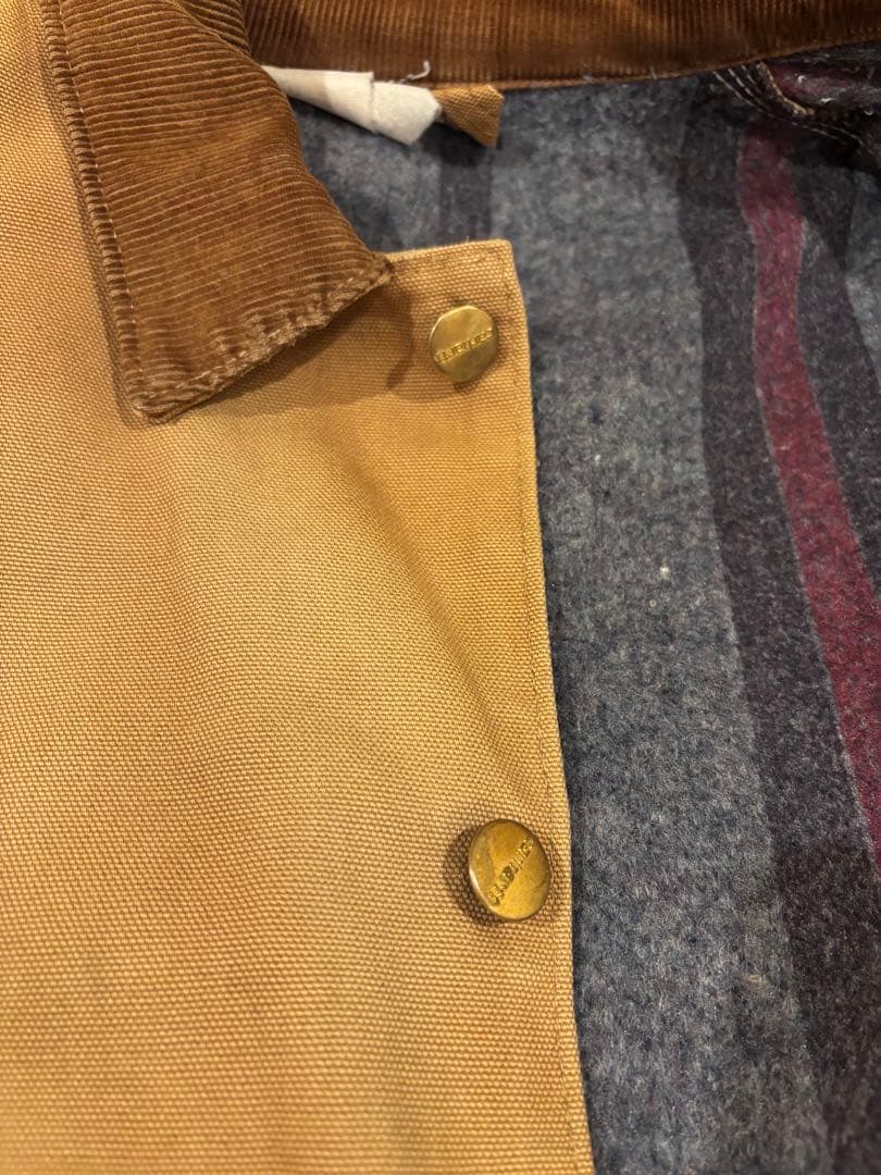 Carhartt 〈カーハート デトロイトジャケット〉