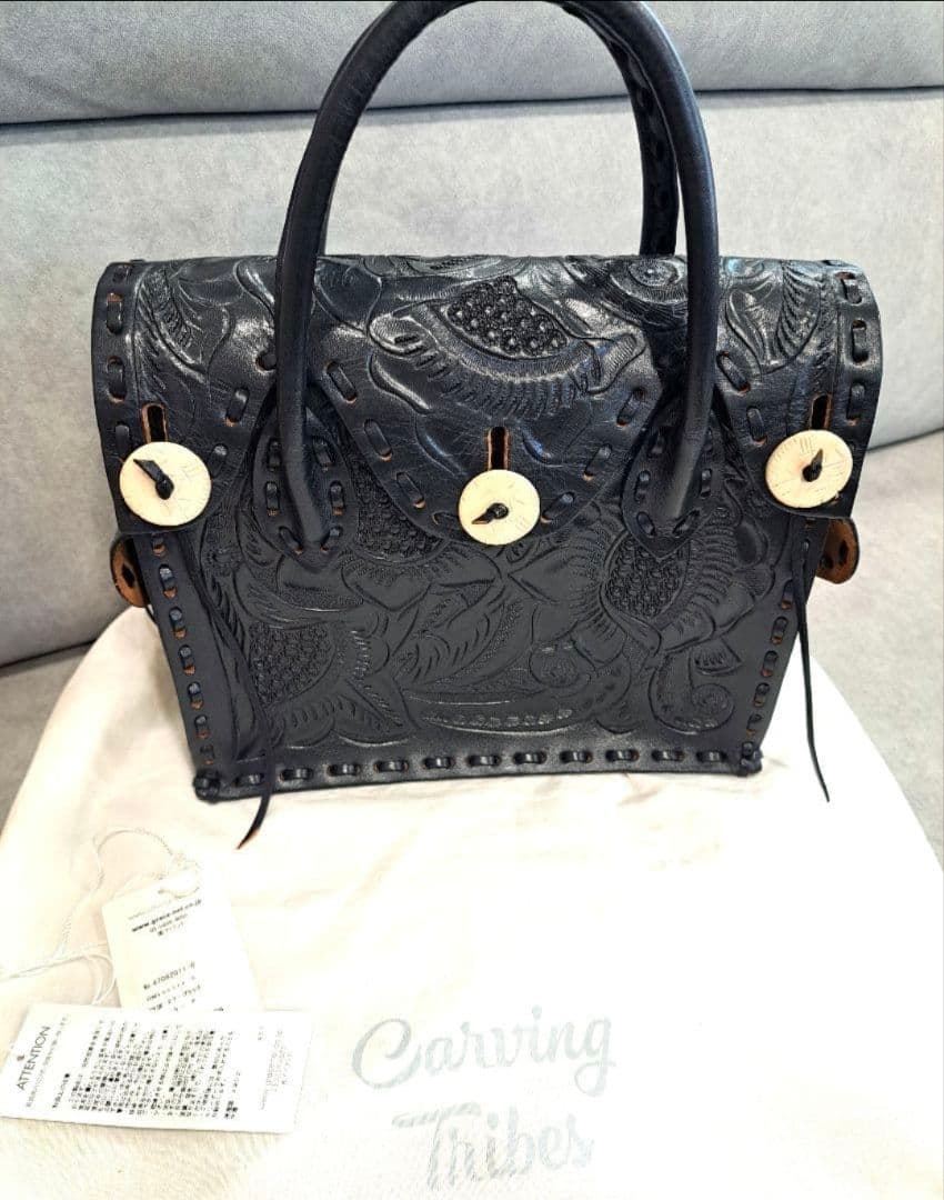 グレースコンチネンタル カービングトライブス マエストラS