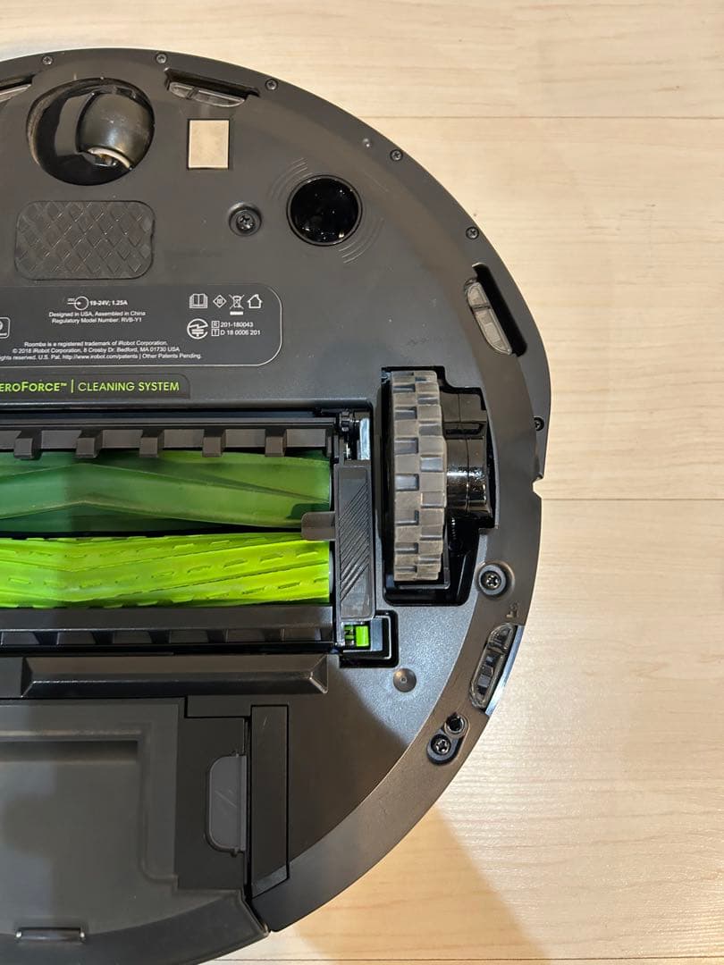 【美品】アイロボット ルンバ i7+ ロボット掃除機