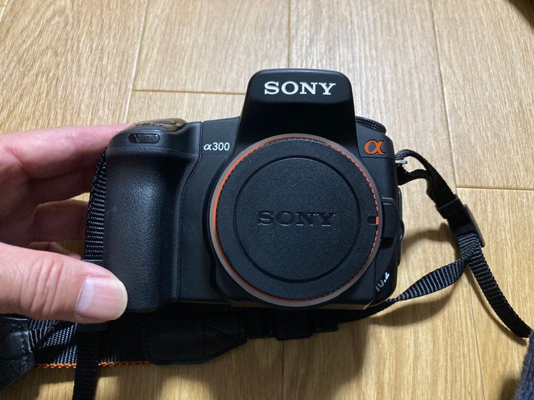 値下げ¥22000→15000 ソニーα300 ズームレンズキット と望遠レンズ