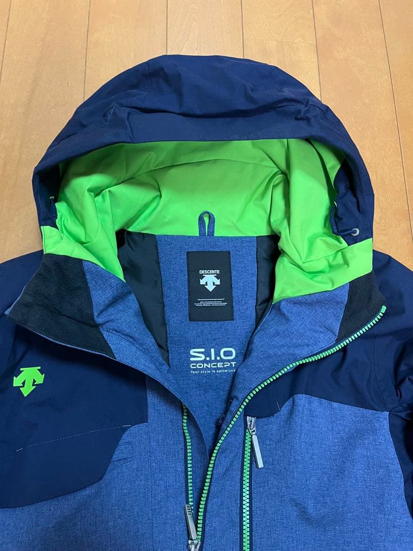 DESCENTE デサント　スキーウェア上下
