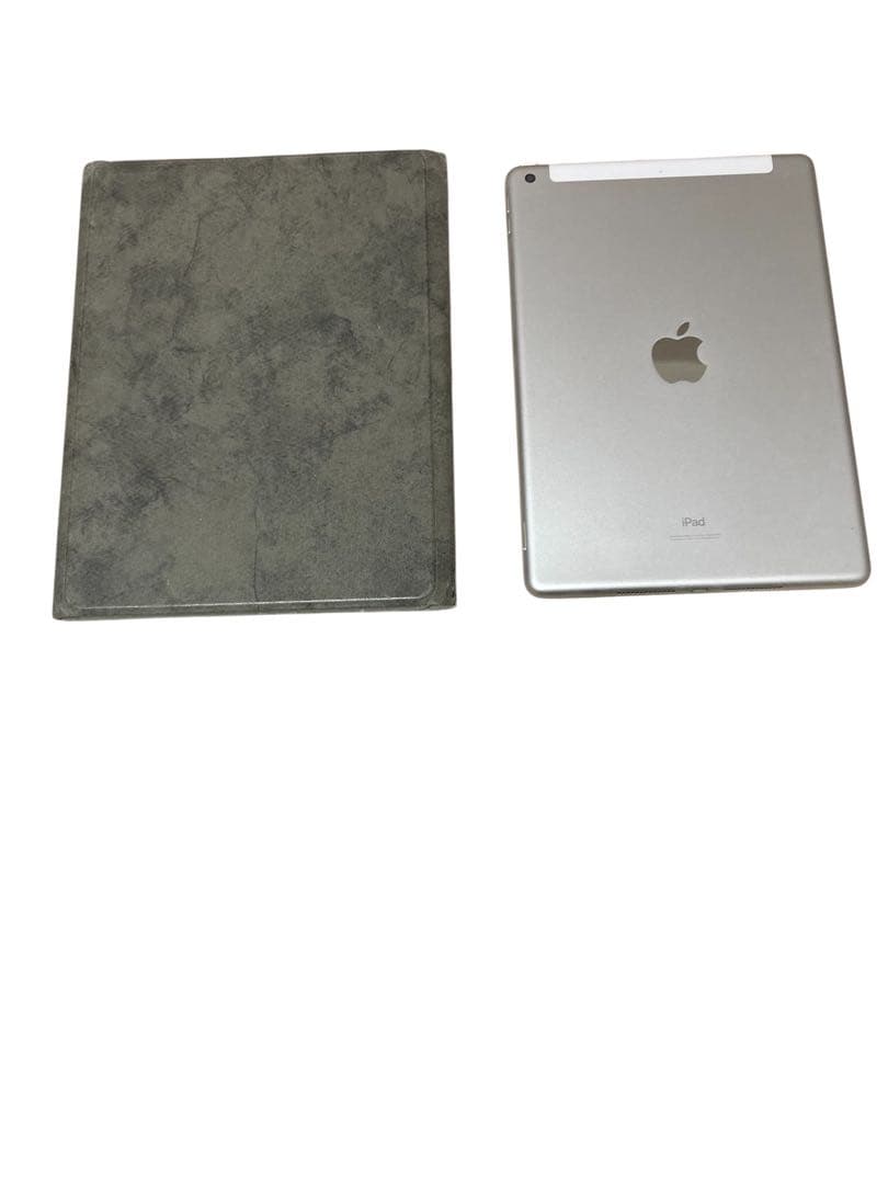 ipad 第7世代 32GB ケースキーボード付き