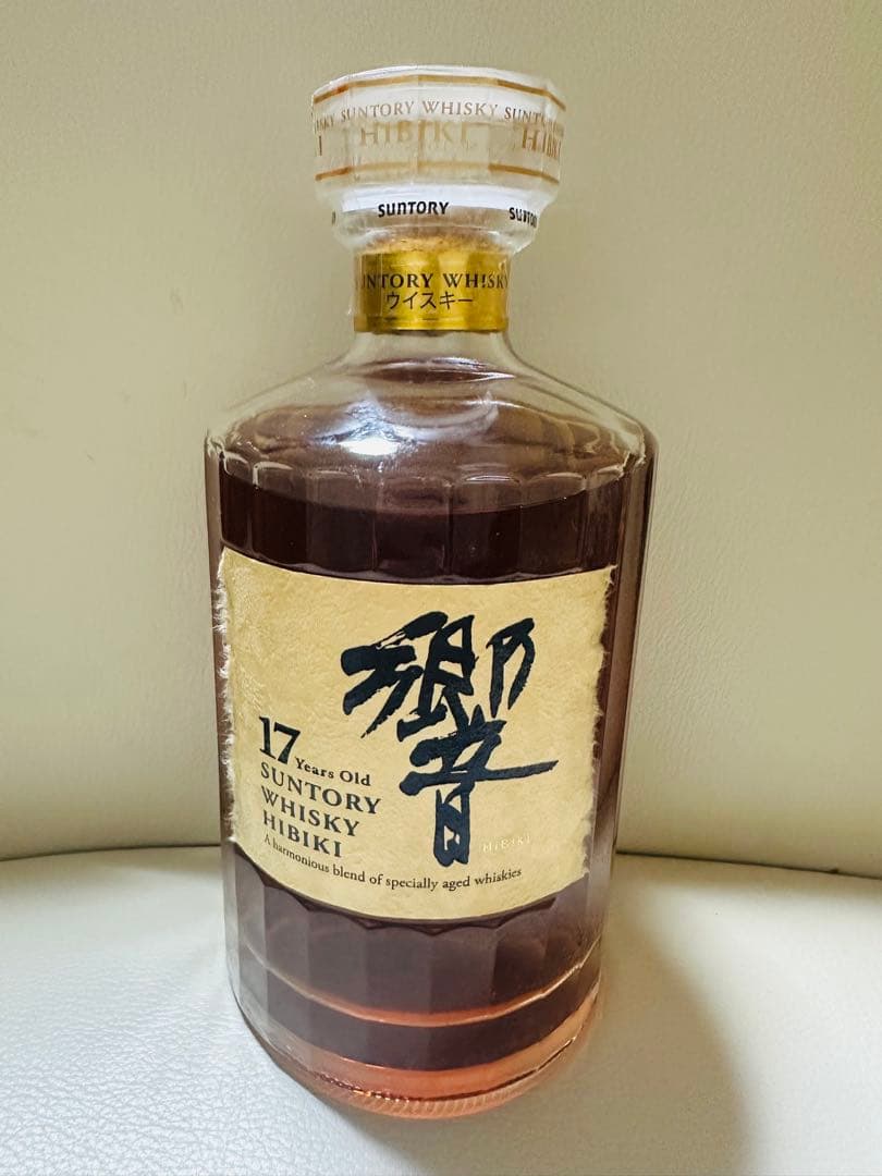 本日限定【未開封】響17年 サントリー ウイスキー 700ml 裏ゴールドラベル