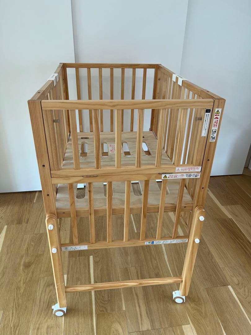 大和屋　折りたたみベビーベッド　パタン２