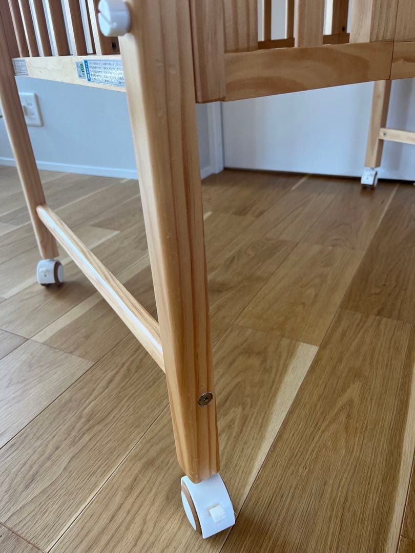 大和屋　折りたたみベビーベッド　パタン２