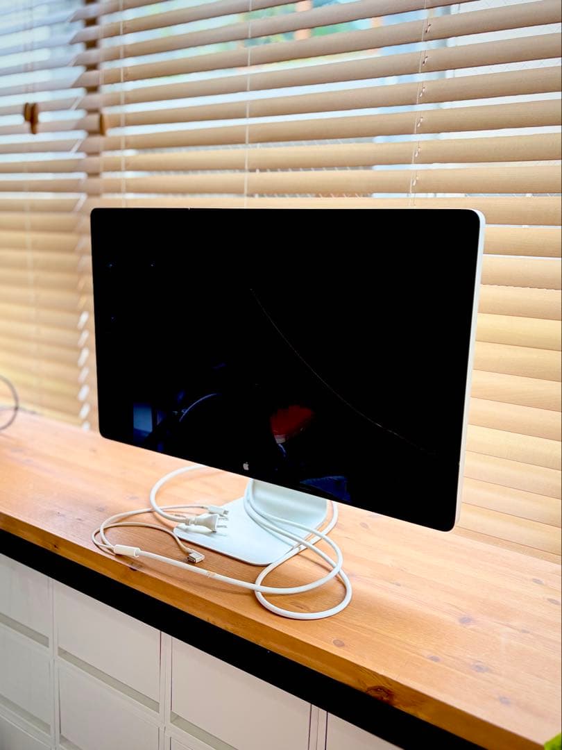Apple Thunderbolt Display (27-inch) ＊割れ有