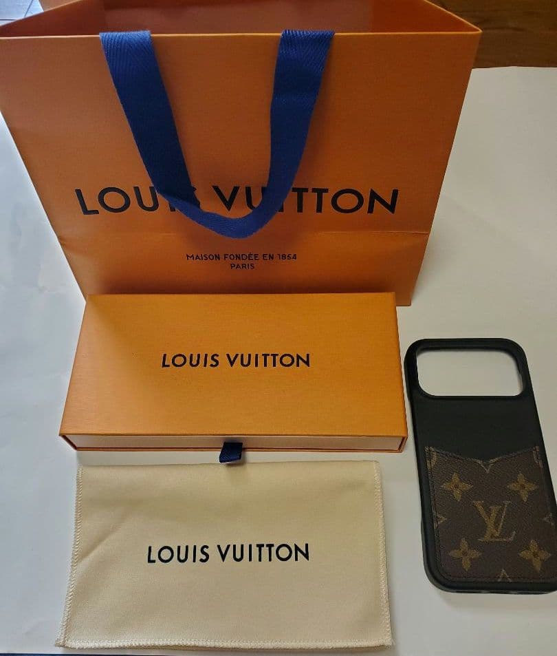 ルイ・ヴィトン iPhone 17 PRO MAX　バンパー
