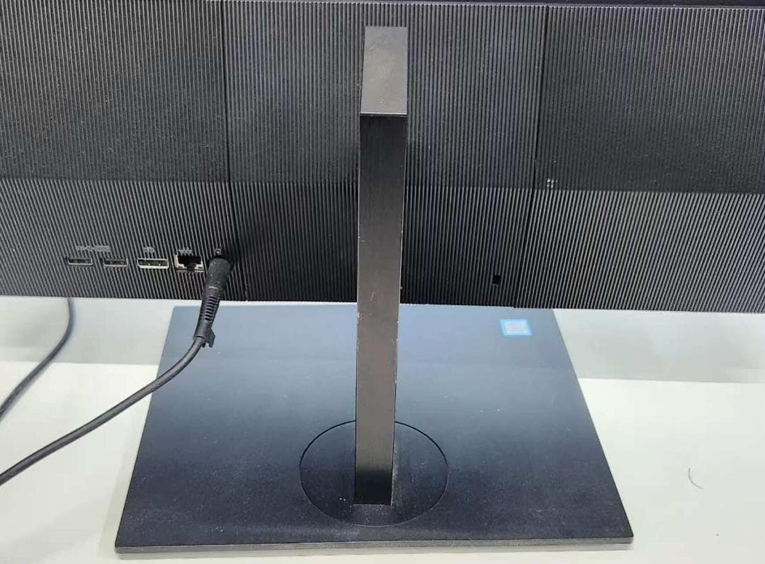 PC014 HP i3-9100T 8GB 一体型PC