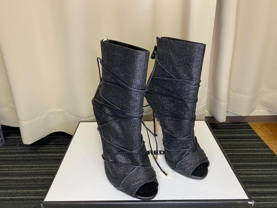 Dsquared2 グリッター レースアップオープントゥブーツ