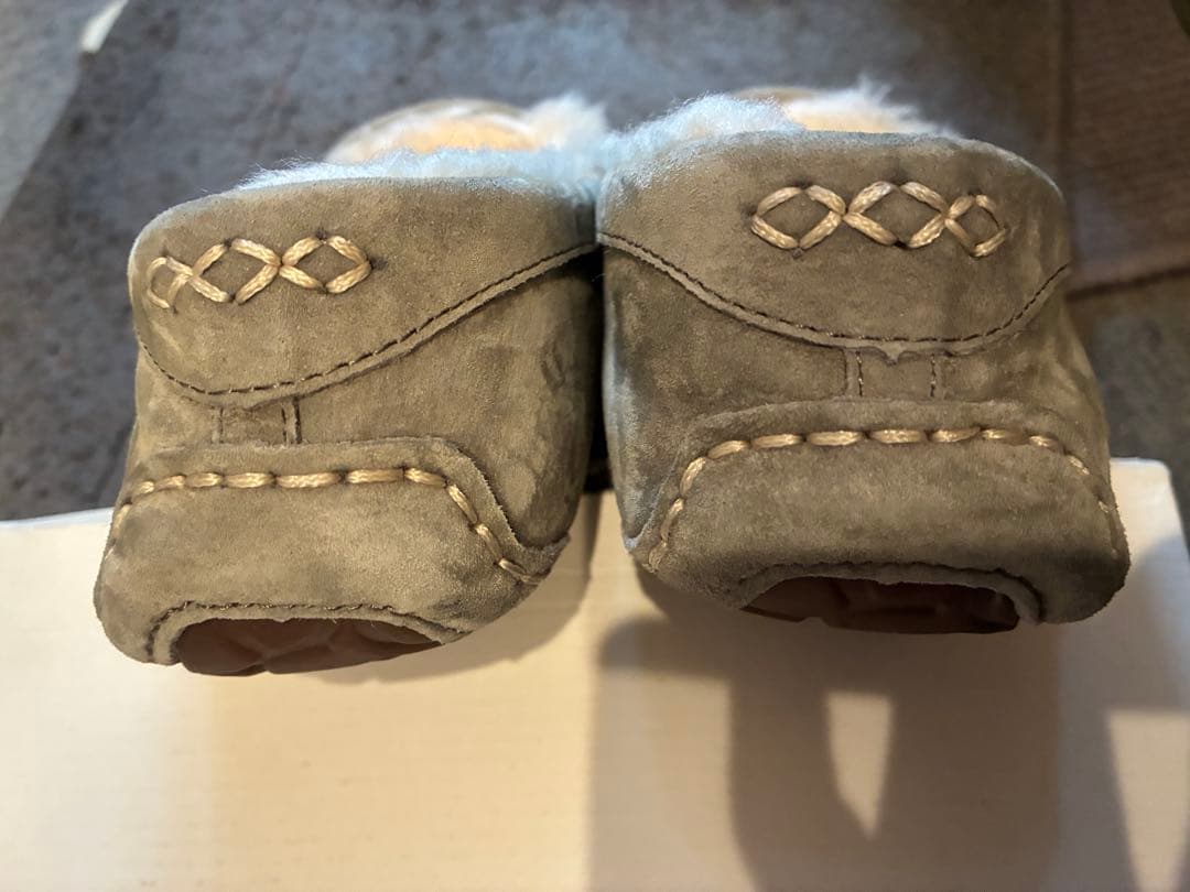 【モカママさま専用】UGG グレー モカシン