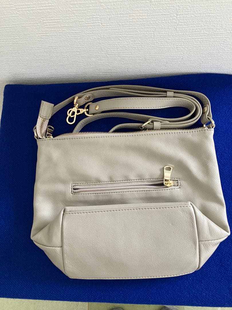 ☆最終お値下げ☆ラシット ソフトレザーショルダーバッグ　2way グレージュ