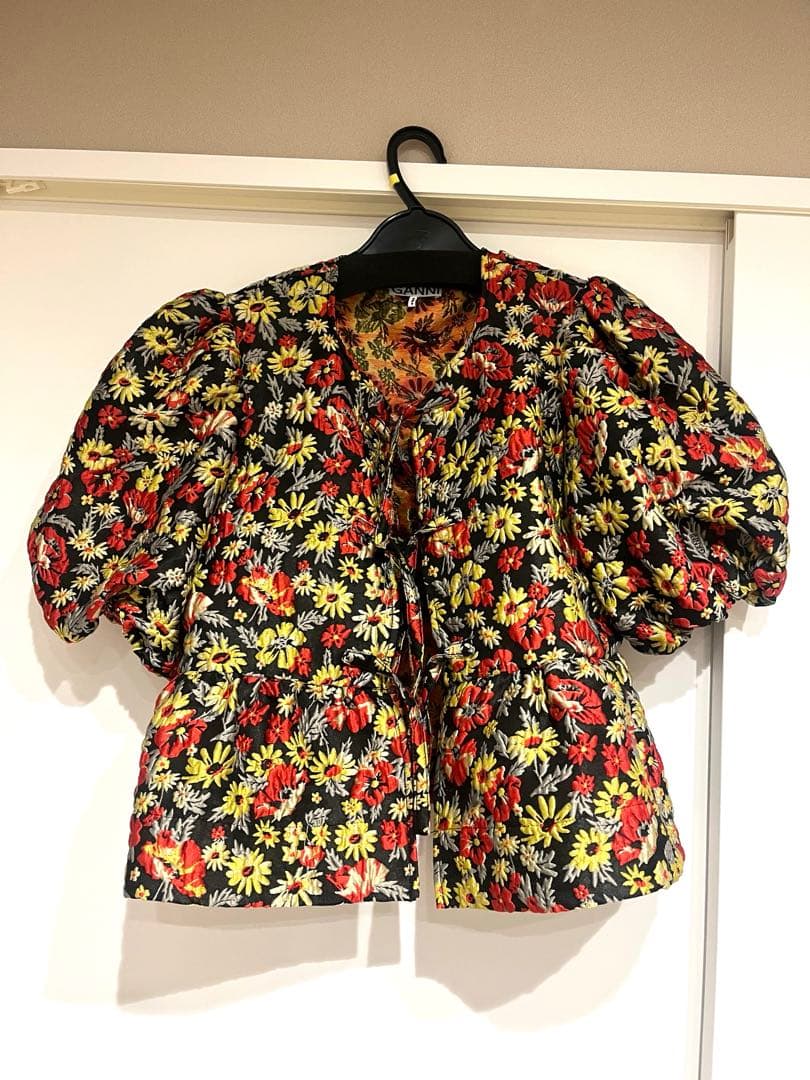 【GANNI 】ガニー　ジャガード花柄　♡ペプラムブラウス　38サイズ