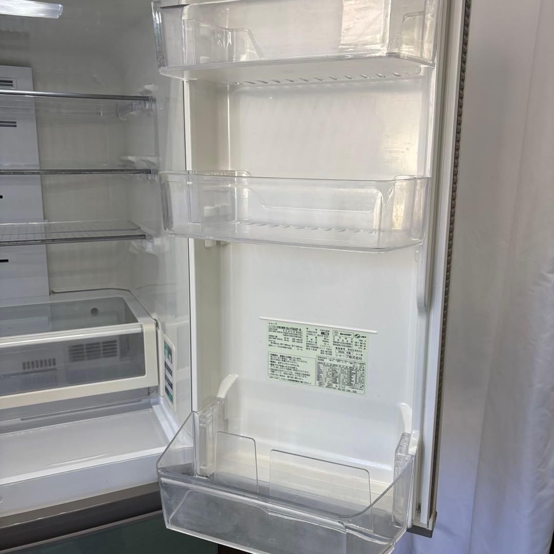 ★23　冷蔵庫　SHARP　大型　500-600ℓ　フレンチドア　安い　設置無料