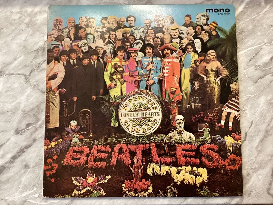 ビートルズ レコード　mono サージェントペパーズロンリーハーツクラブバンド