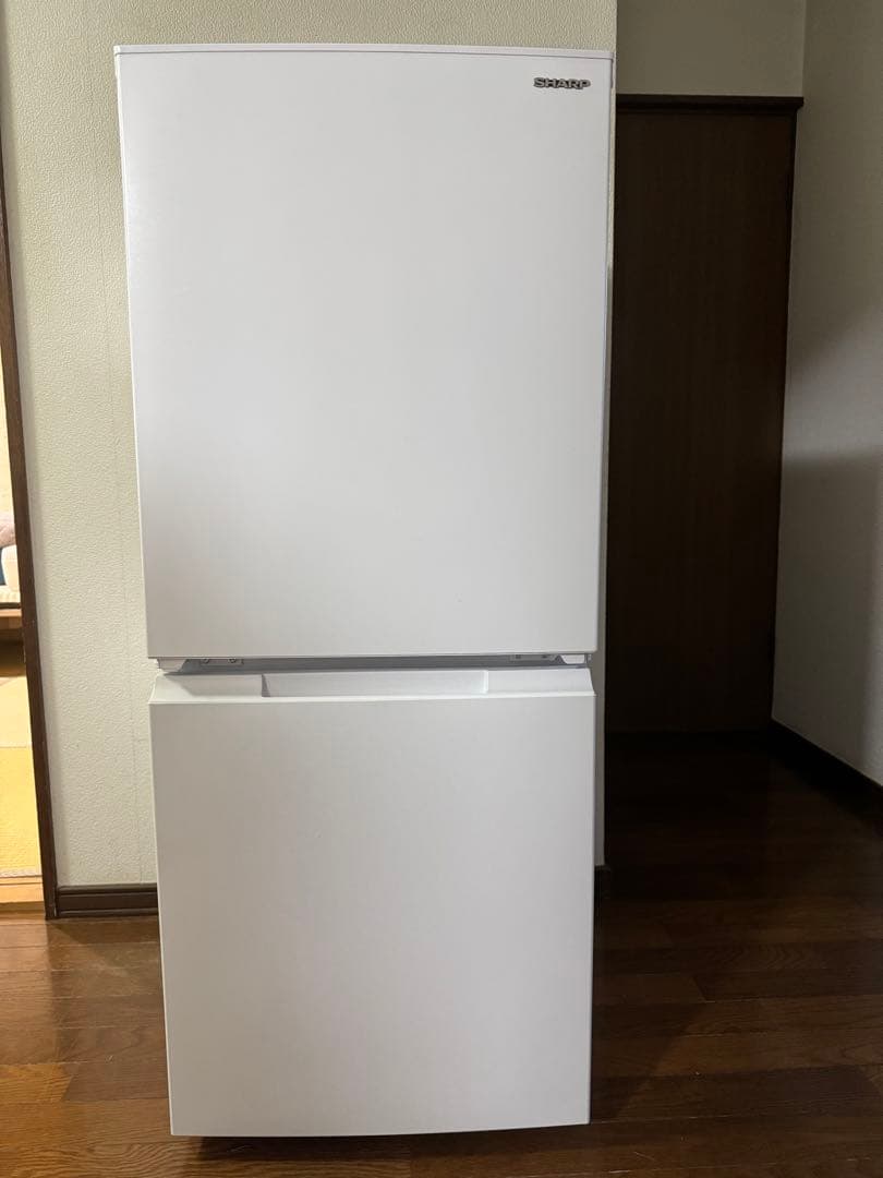 シャープ SJ-D15J-W 送料込み 2023年製 152L