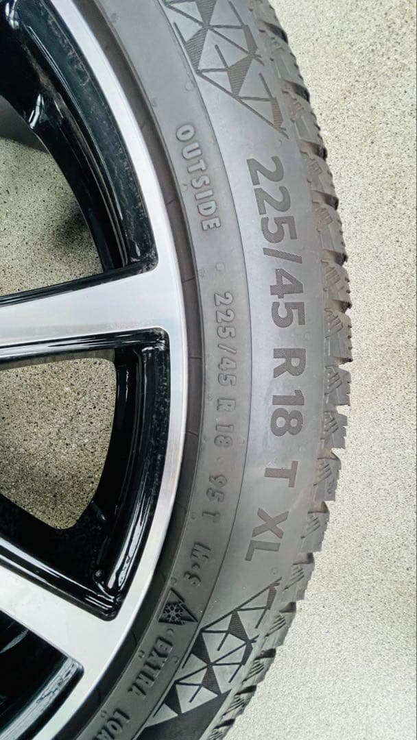 【送料込】ベンツ Cクラス スタッドレス18インチ ４本