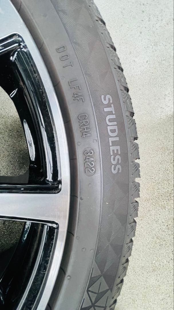 【送料込】ベンツ Cクラス スタッドレス18インチ ４本