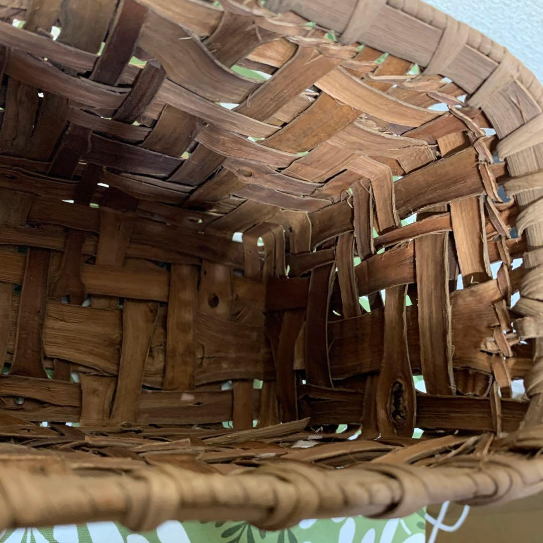 岩手県産山葡萄　カゴ