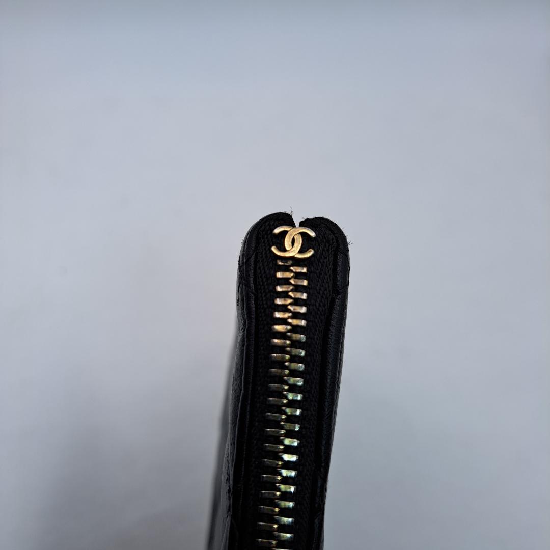 CHANEL　ケース　マトラッセ　ブラック　キルティング