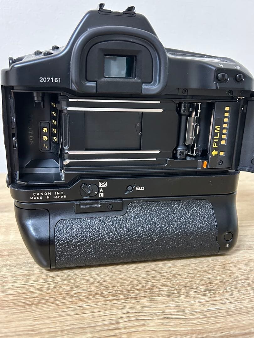 のき Canon EOS1n RS ボディー