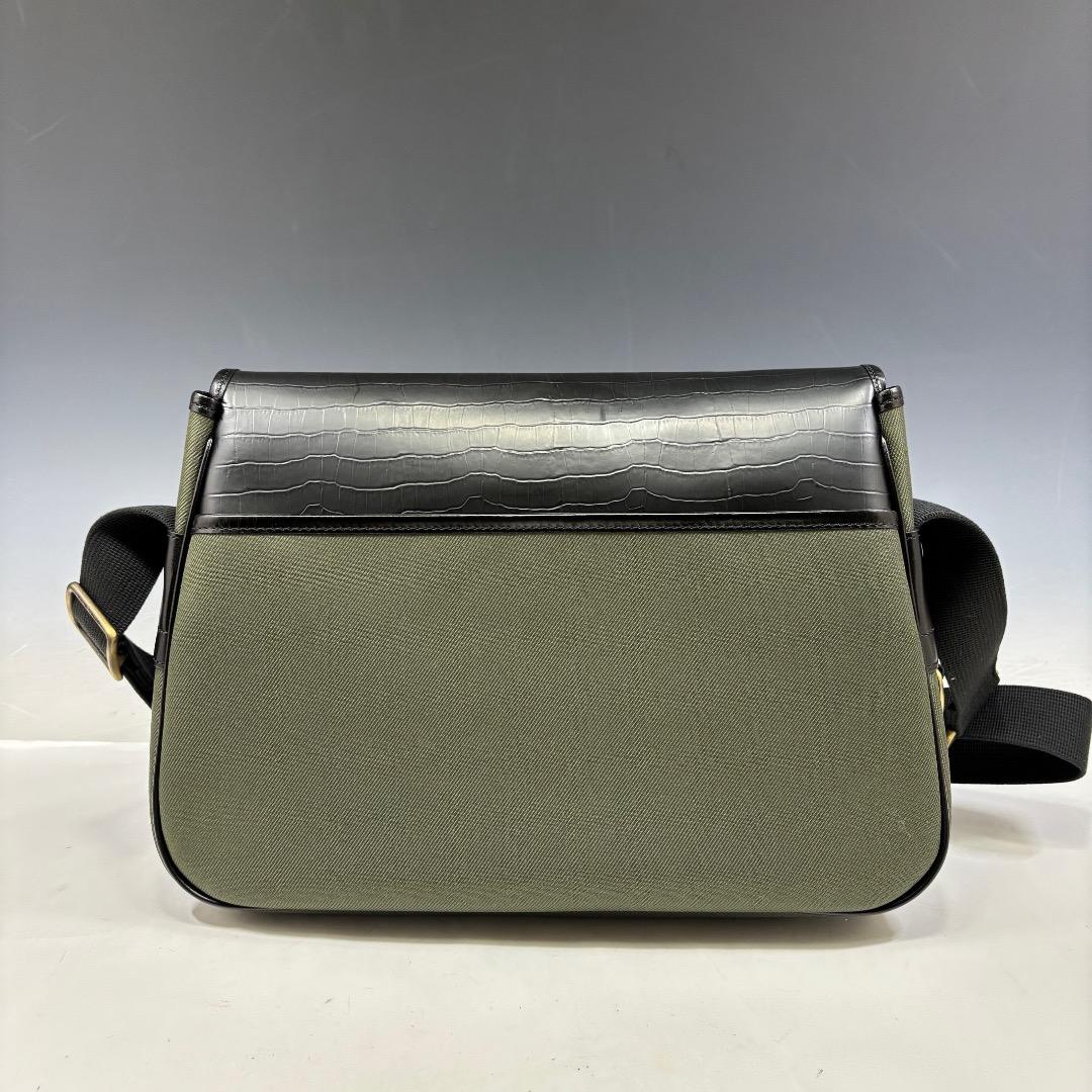 未使用【ハンティングワールド本物】ショルダーバッグ/ブラック×オリーブ/斜めがけ