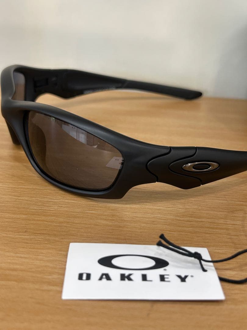 正規品　未使用　OAKLEY STRAIGHT JACKET