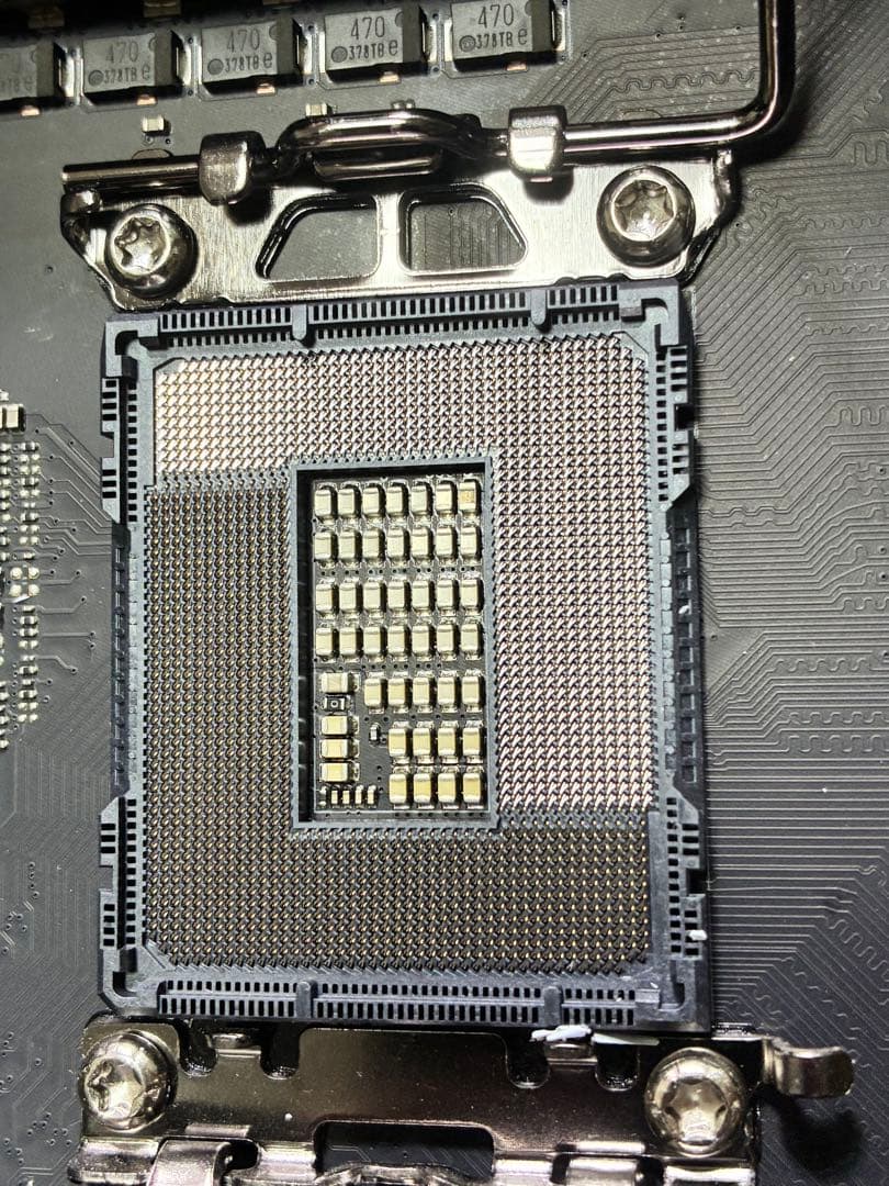 ROG MAXIMUS Z790 APEX ENCORE（動作品、中古）
