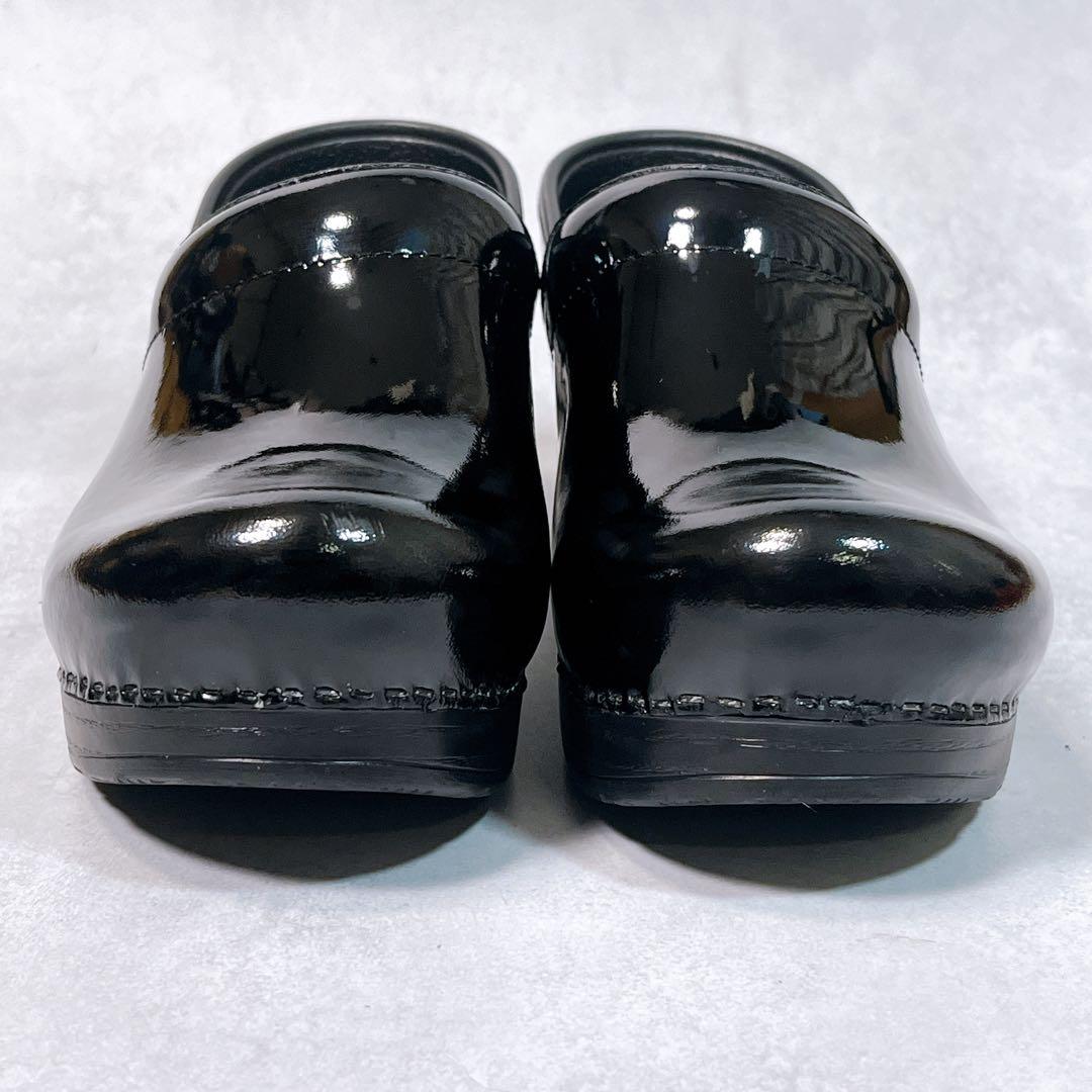 【ダンスコ】サボサンダル (37) プロフェッショナル パテント 厚底 ブラック