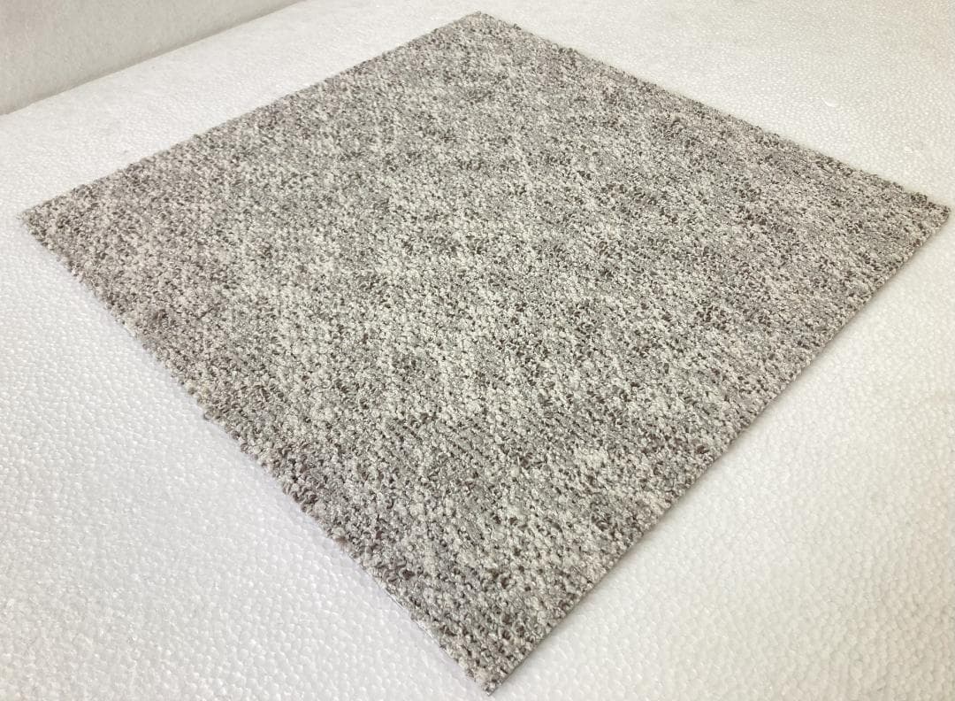 wish☆world`s　　タイルカーペット　新品・未使用　国内メーカー