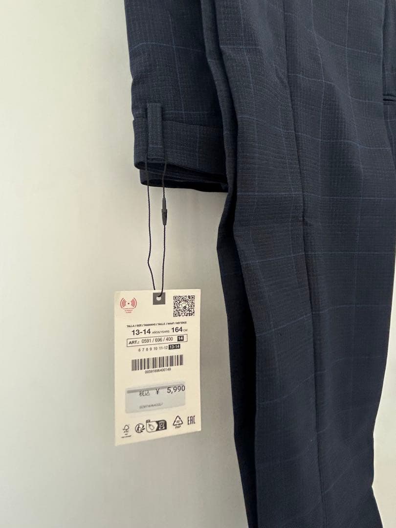 新品タグ付き　ZARA スーツ上下セット　160 164