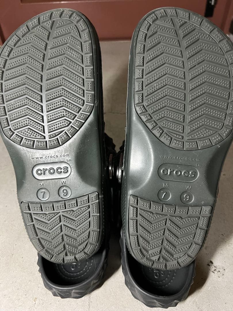 靴 Barbour x Crocs Classic Clog