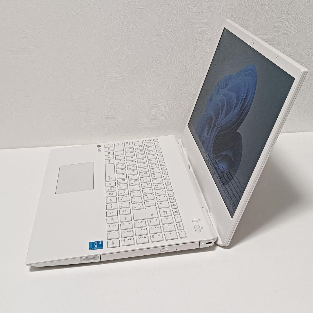 2023年 NEC Windows11 Corei3 ノートパソコン 使用時間少