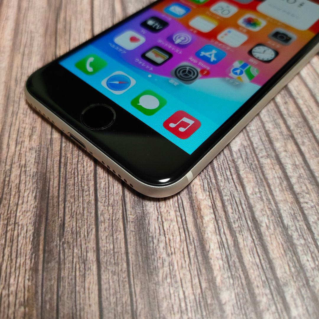 iPhone SE 第3世代 SIMフリー 64GB 美品