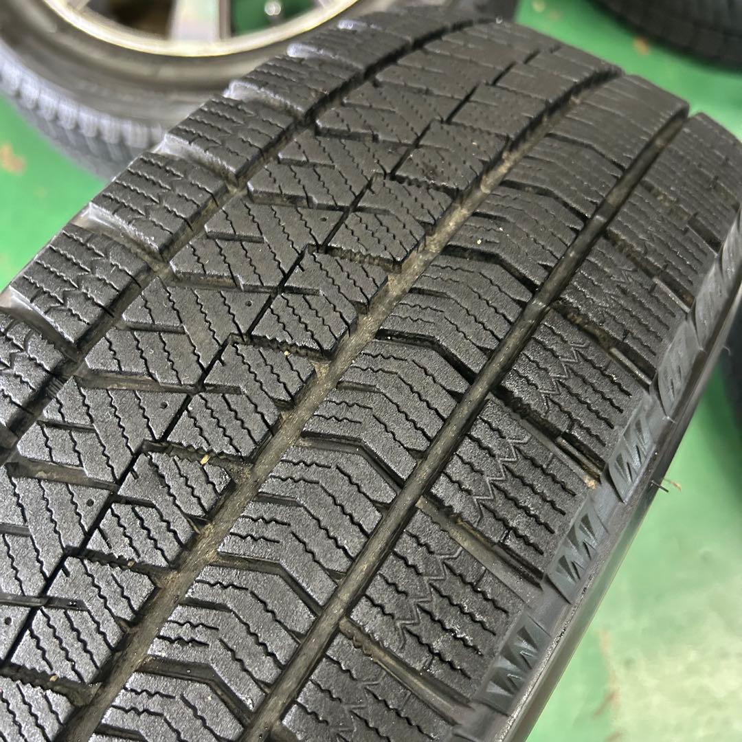 中古スタッドレス185/60R16ブリザック4本セット　ノート、オーラ、デミオ等