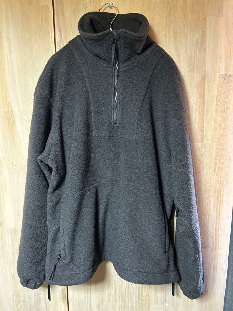 トップス YOKE polartec fleece hiphneck pullover