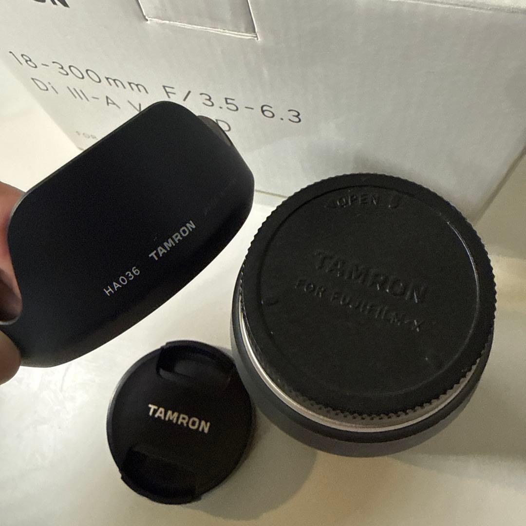 タムロン 18-300mmズームレンズ Xマウント