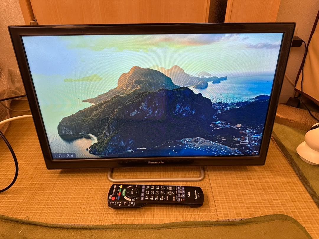 スマートテレビ！パナソニック　24型　TH-24ES500　19年製　超美品！