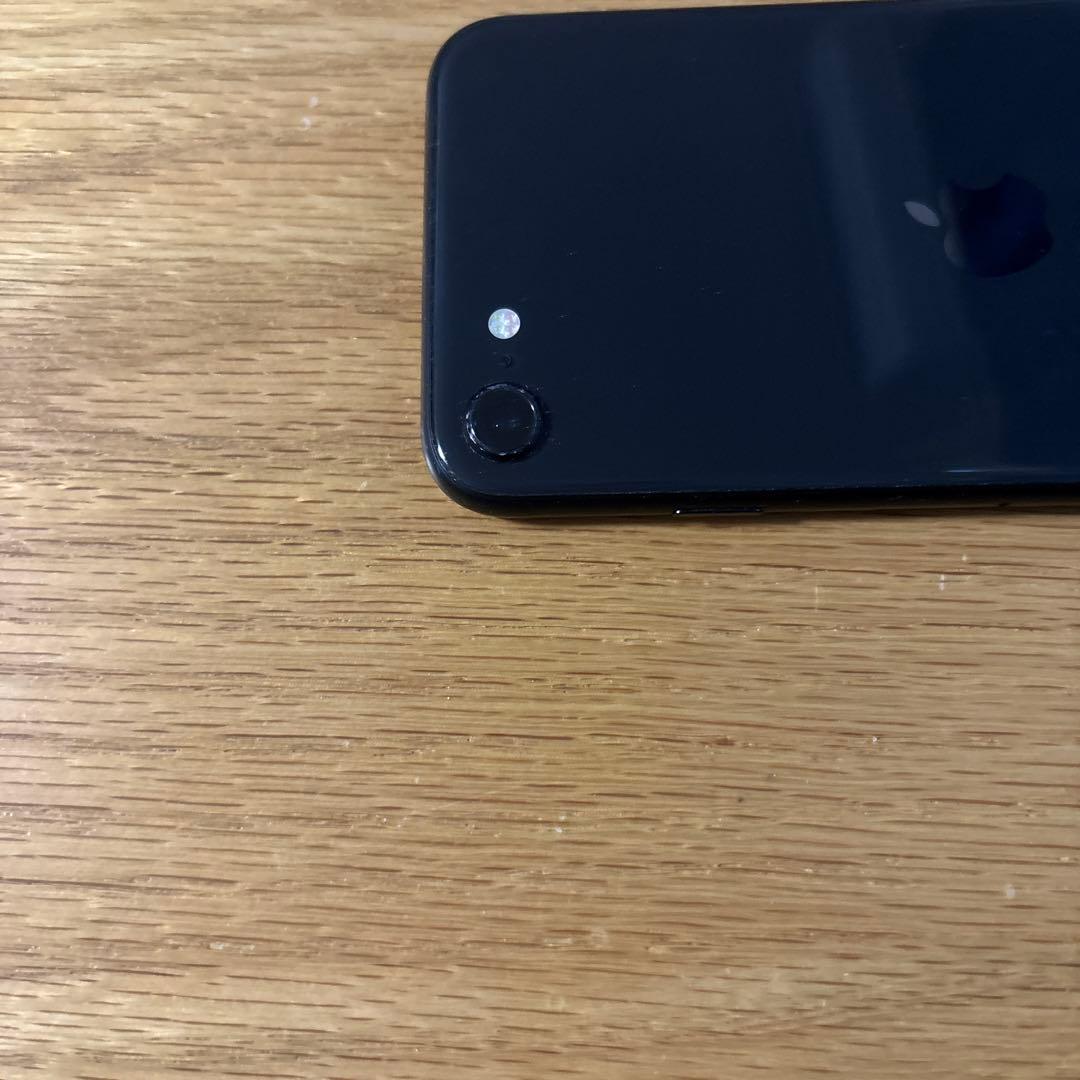 【即日発送可】Apple iPhoneSE 第二世代　ブラック　本体