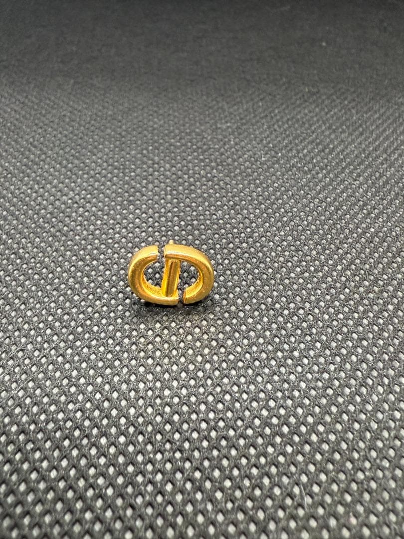 レシート有 超美品 DIOR CDシグネチャーNAVY スタッドピアス