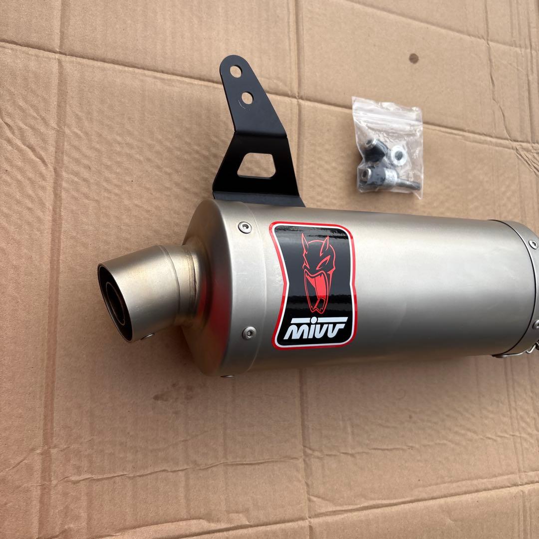 美品中古　XL750 トランザルプ　 mivv DAKAR スリップオンマフラー