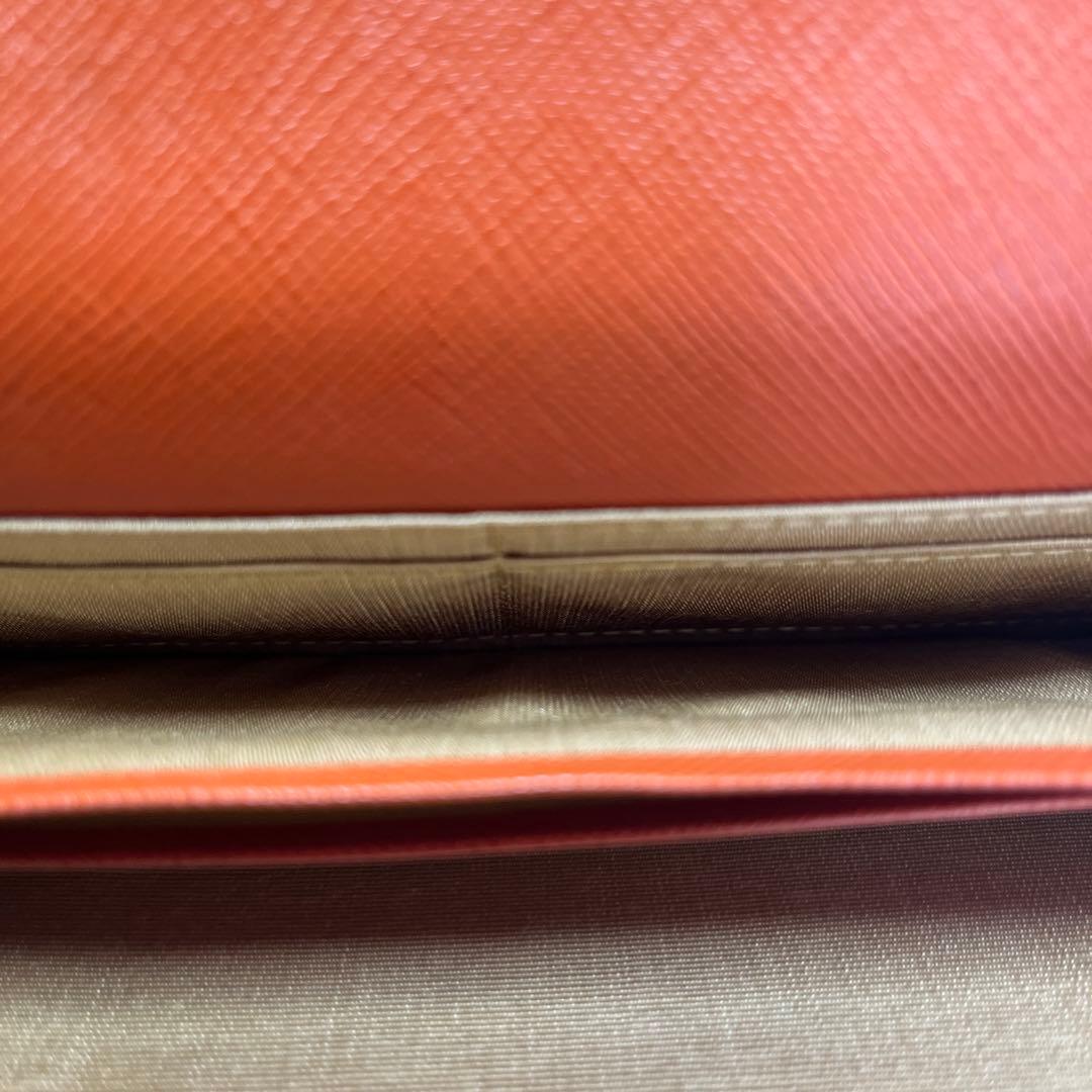 【希少色美品】バーバリー　二つ折り　がま口　チェック柄 長財布　オレンジ