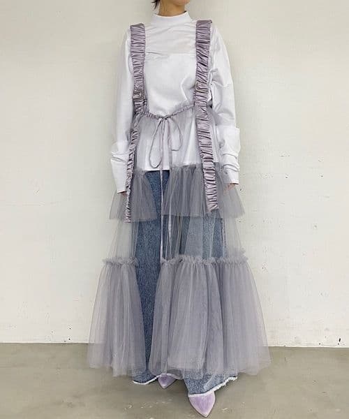 J1U ラベルエチュード　シースルーボリュームチュールデザインジレ　ブラック