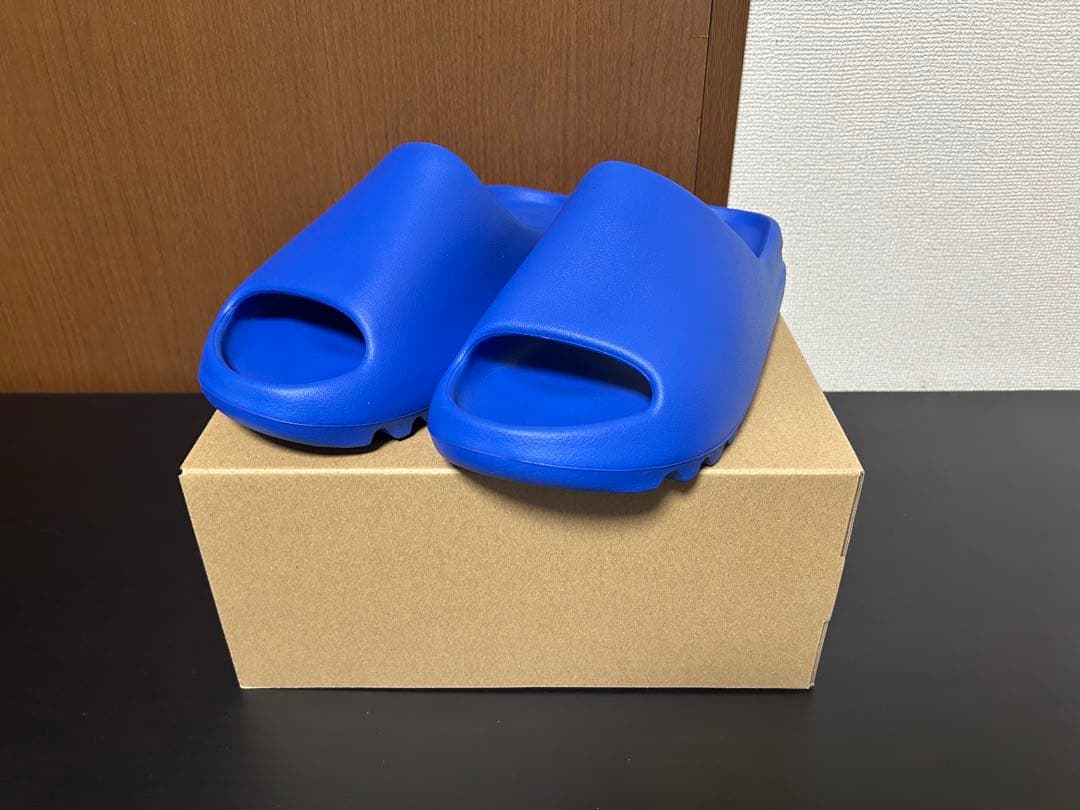 adidas YEEZY Slide \