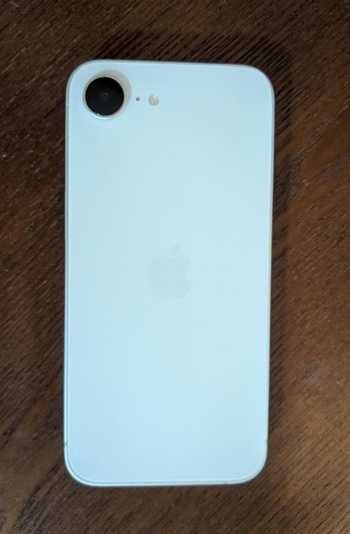 Apple iPhone 16e 128GB ホワイト