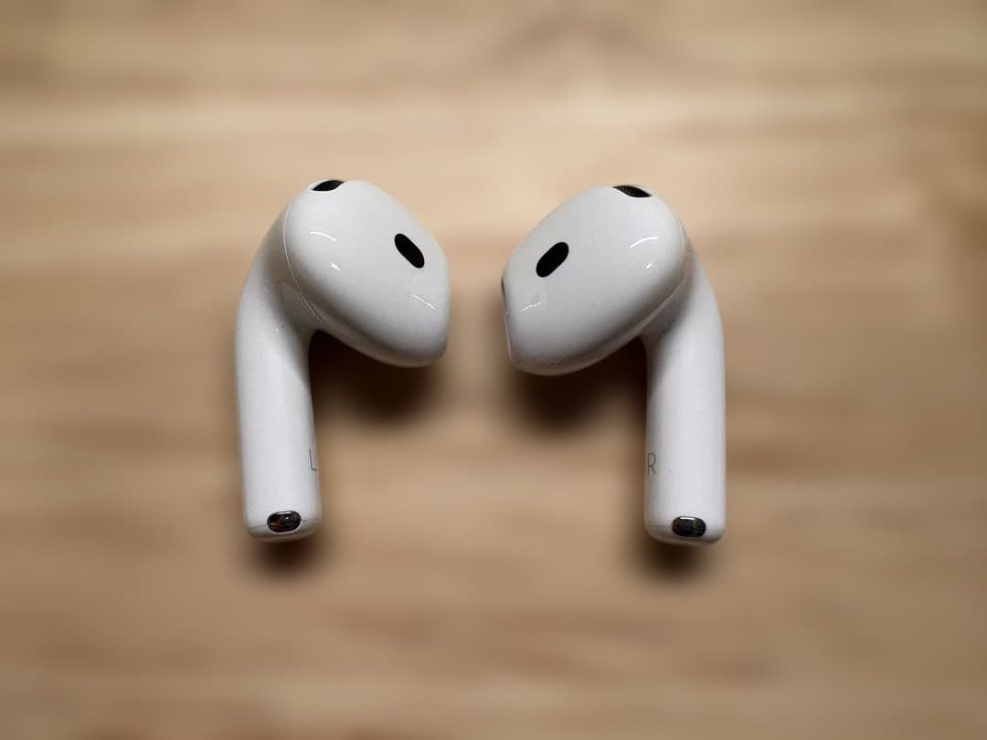Apple AirPods4(アクティブノイズキャンセリング機能搭載)＋ケース
