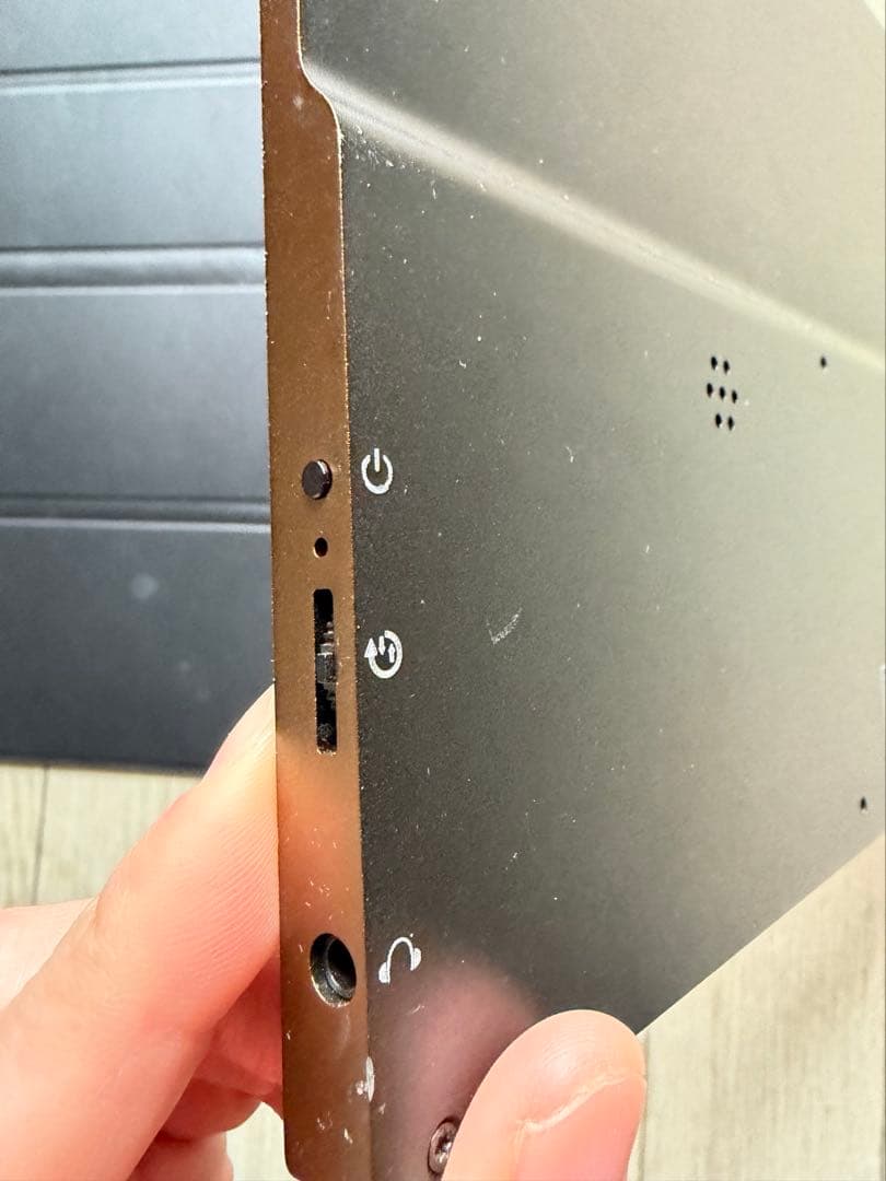 4Kモバイルモニター 13.3インチ