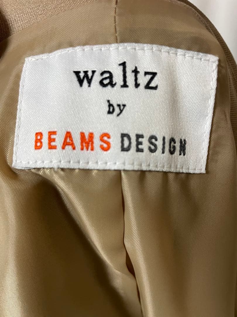 waltz by BEAMS DESIGNベージュスーツ　150cm